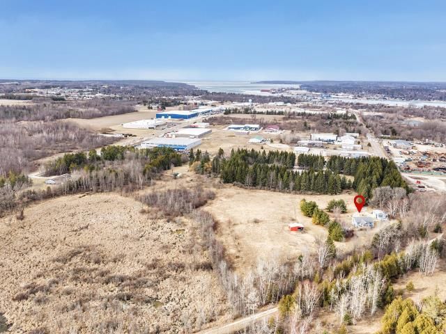 265 E LEEWARD STREET, Sturgeon Bay, WI 54235