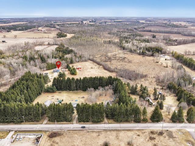 265 E LEEWARD STREET, Sturgeon Bay, WI 54235