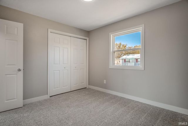 513 S Kerkhoff Avenue, Otterbein, IN 47970