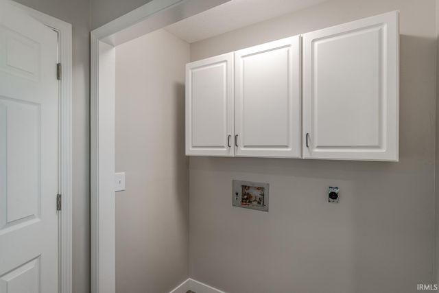 513 S Kerkhoff Avenue, Otterbein, IN 47970