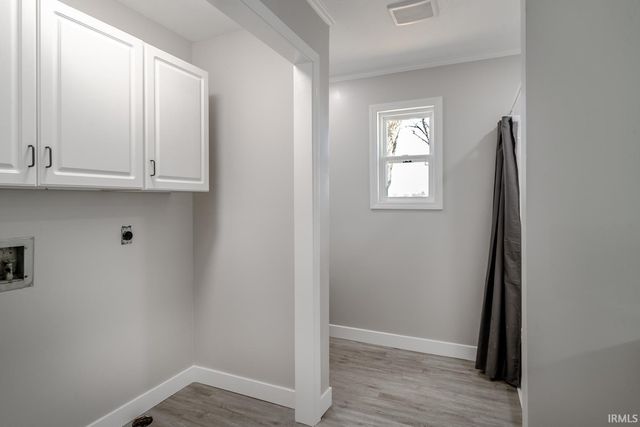 513 S Kerkhoff Avenue, Otterbein, IN 47970