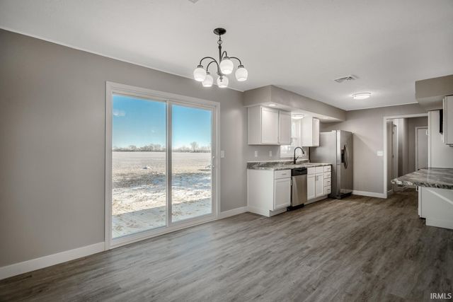 513 S Kerkhoff Avenue, Otterbein, IN 47970