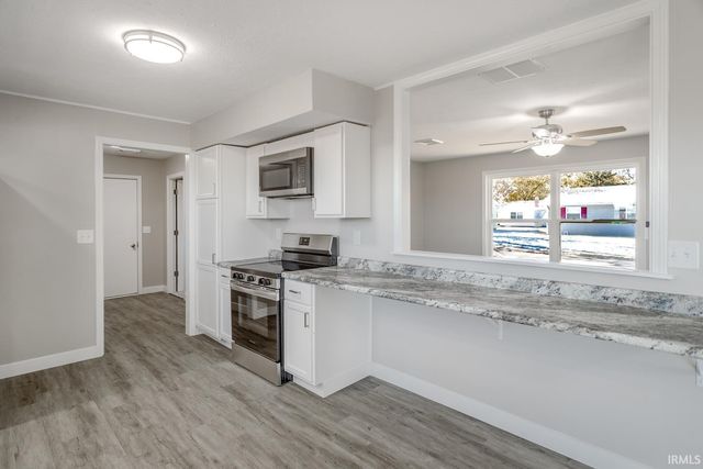 513 S Kerkhoff Avenue, Otterbein, IN 47970