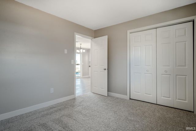 513 S Kerkhoff Avenue, Otterbein, IN 47970