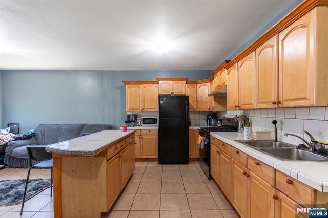363-365 Summer Street, Paterson, NJ 07501