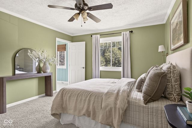 11499 Valley Meadow Drive, Zionsville, IN 46077