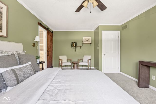 11499 Valley Meadow Drive, Zionsville, IN 46077