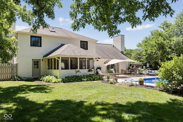11499 Valley Meadow Drive, Zionsville, IN 46077