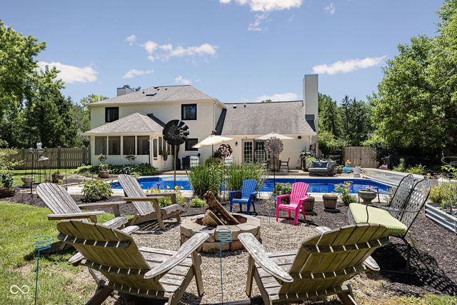 11499 Valley Meadow Drive, Zionsville, IN 46077