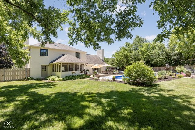 11499 Valley Meadow Drive, Zionsville, IN 46077