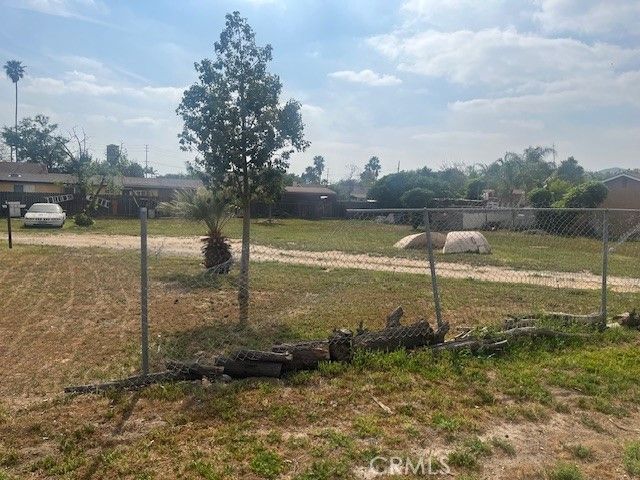 3607 Valley Way, Jurupa Valley, CA 92509