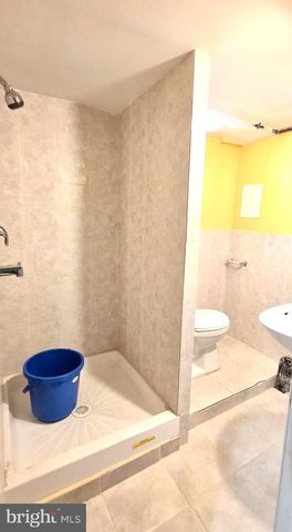 105 N FAIRVIEW AVE, Upper Darby, PA 19082