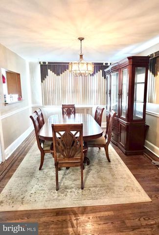 105 N FAIRVIEW AVE, Upper Darby, PA 19082