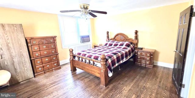 105 N FAIRVIEW AVE, Upper Darby, PA 19082