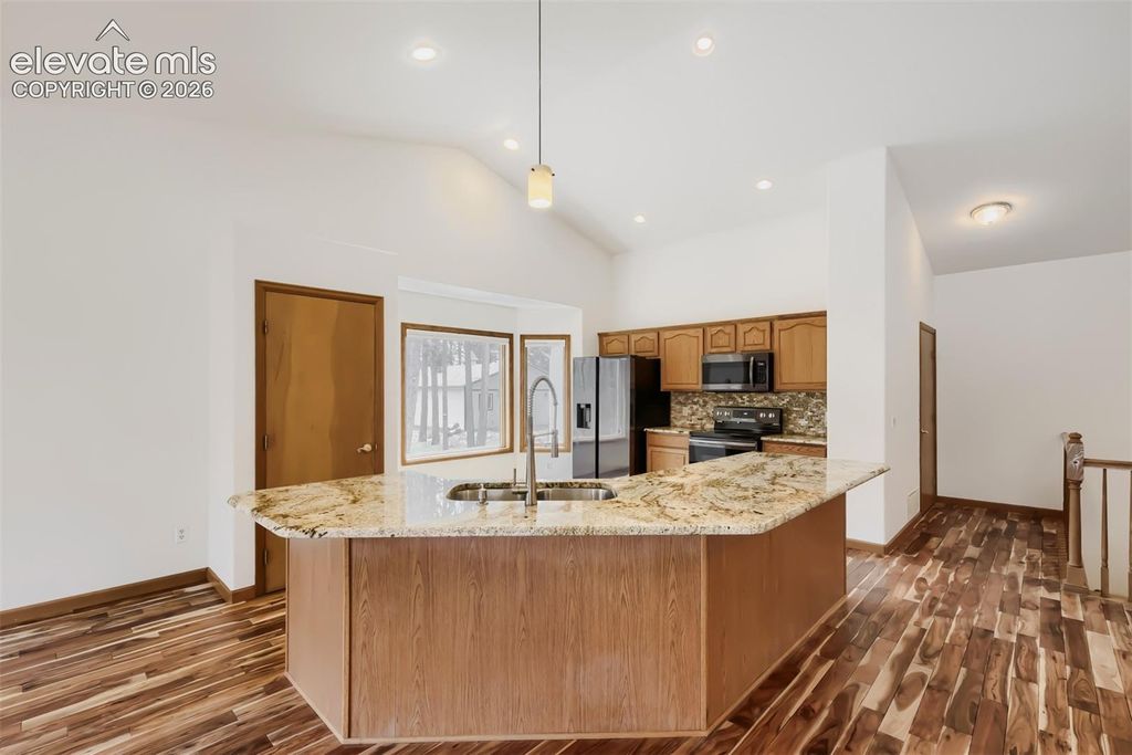 Image 14 of property listing at 8750 Tannenbaum Road, Colorado Springs, CO 80908