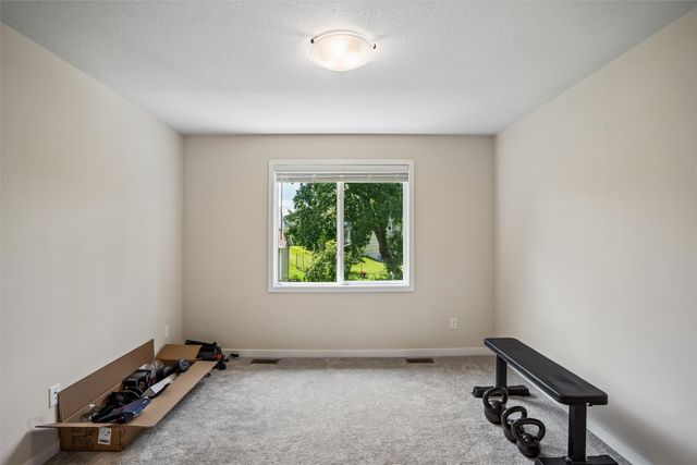 5972 NW 91st Court, Johnston, IA 50131