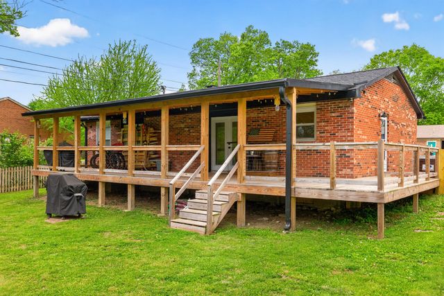 322 Laurel Lane, Nicholasville, KY 40356