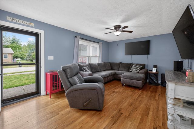 322 Laurel Lane, Nicholasville, KY 40356