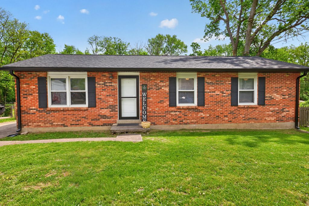 322 Laurel Lane, Nicholasville, KY 40356