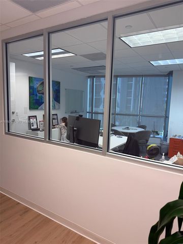 1101 Brickell Ave, Miami, FL 33131