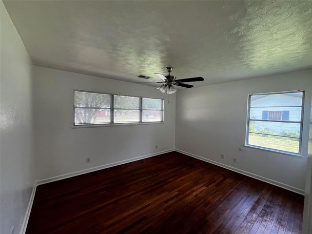 416 Azalea Drive, Baytown, TX 77520