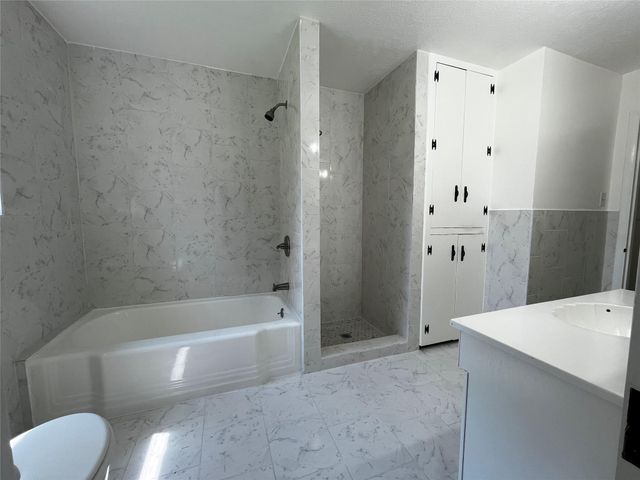 416 Azalea Drive, Baytown, TX 77520