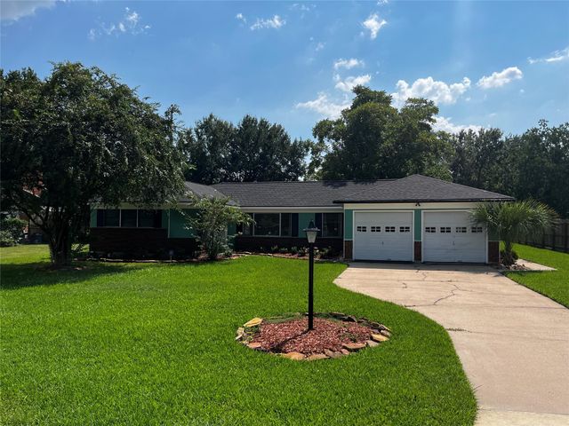 416 Azalea Drive, Baytown, TX 77520