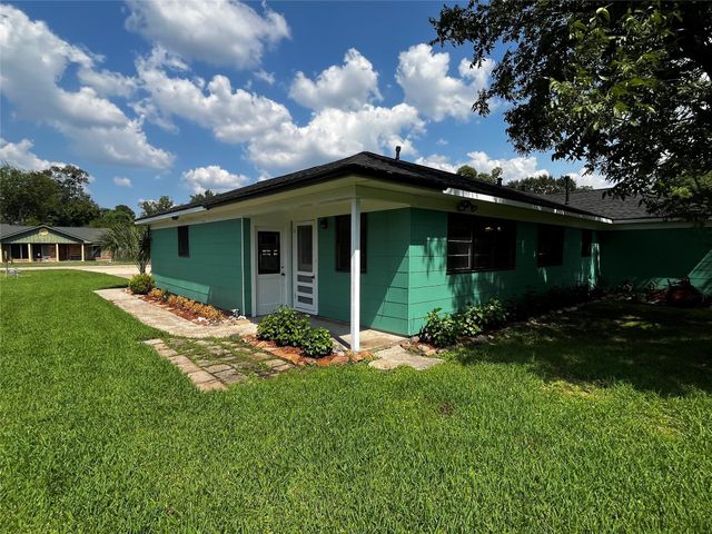 416 Azalea Drive, Baytown, TX 77520