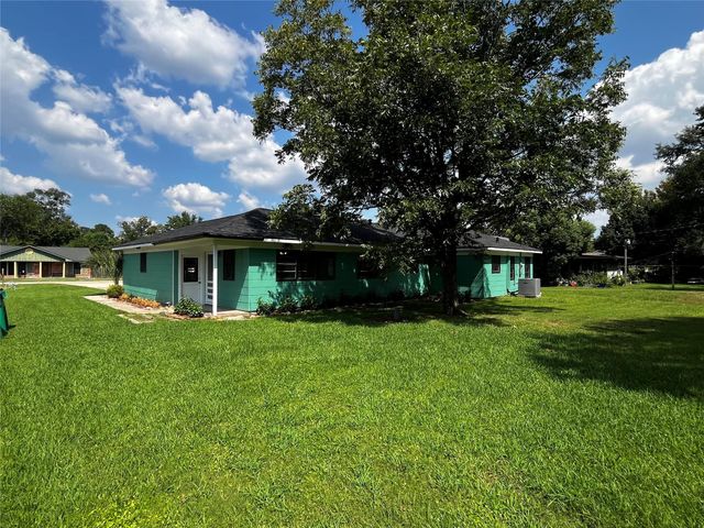 416 Azalea Drive, Baytown, TX 77520