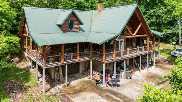 21742 E 660 Road, Tahlequah, OK 74464