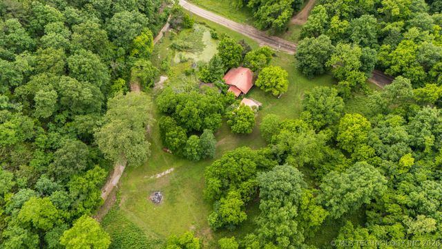 21742 E 660 Road, Tahlequah, OK 74464