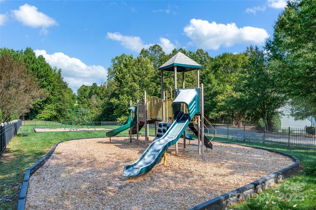 104 Kensington Street, Mooresville, NC 28117