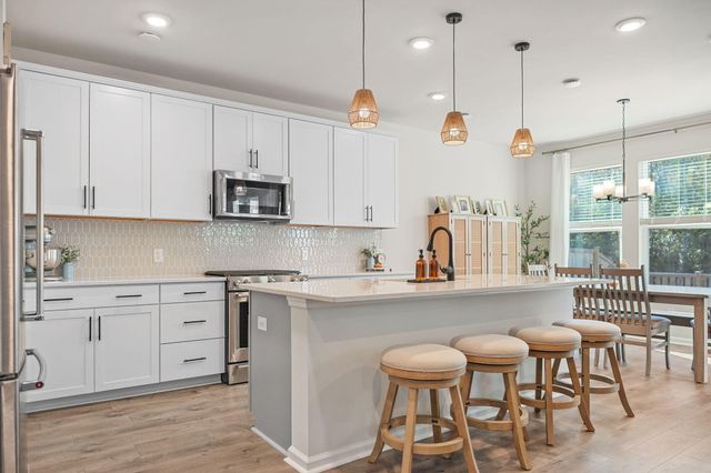 203 Wappoo Trace Lane, Summerville, SC 29486