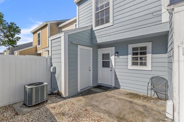 6650 121ST AVENUE 4, Largo, FL 33773