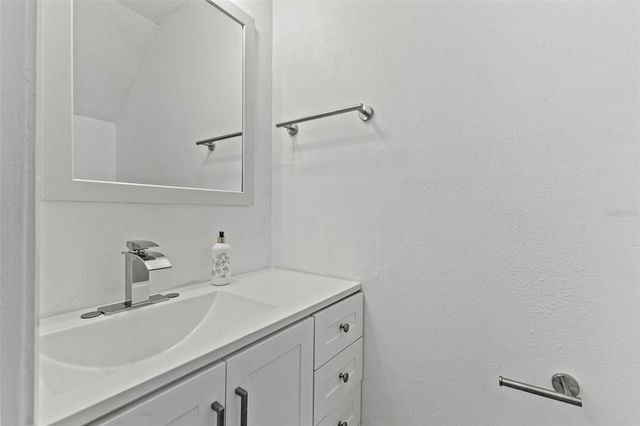 6650 121ST AVENUE 4, Largo, FL 33773