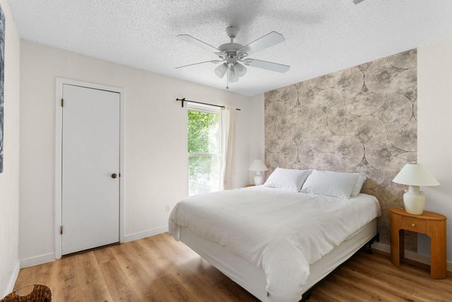 2320 Montclaire ST, Austin, TX 78704