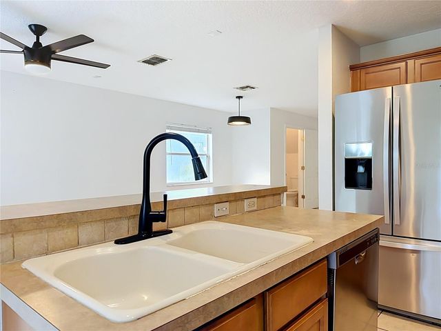 12705 LEXINGTON SUMMIT STREET, Orlando, FL 32828