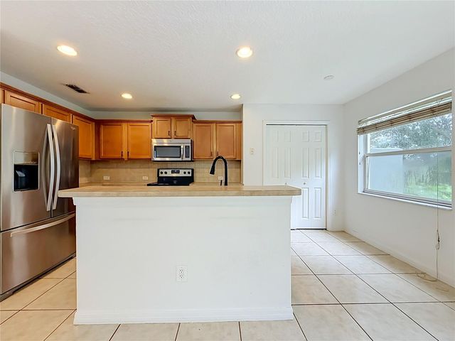 12705 LEXINGTON SUMMIT STREET, Orlando, FL 32828