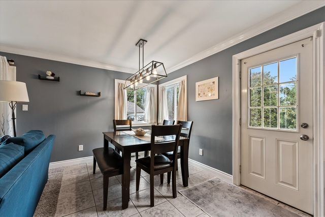 16943 Elizabeth Street, Beverly Hills, MI 48025