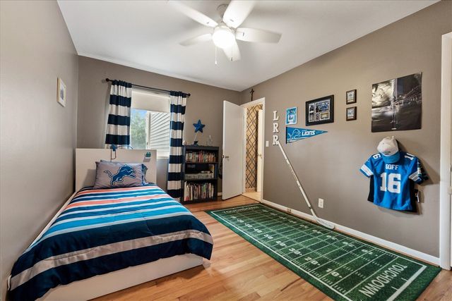 16943 Elizabeth Street, Beverly Hills, MI 48025
