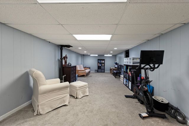 16943 Elizabeth Street, Beverly Hills, MI 48025