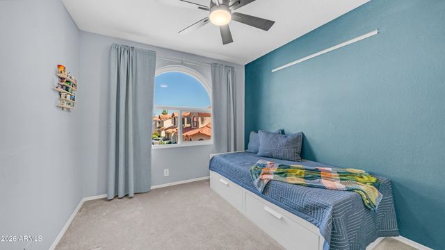 1045 E SUNBURST Lane, Tempe, AZ 85284