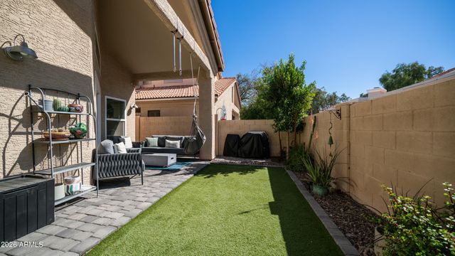 1045 E SUNBURST Lane, Tempe, AZ 85284
