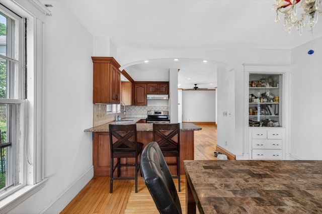 47 Millett Rd, Swampscott, MA 01907