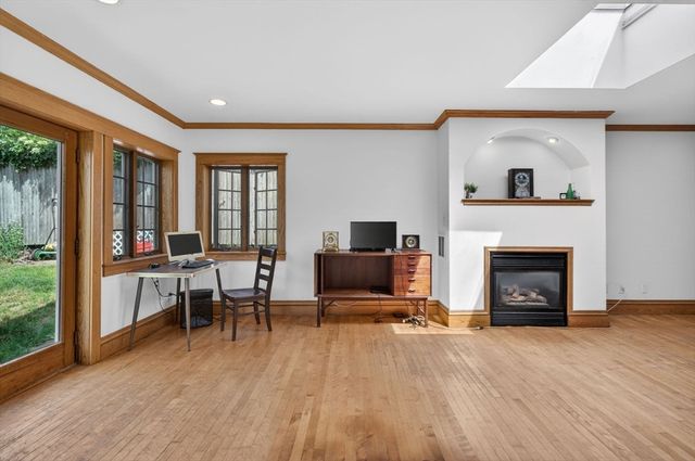 47 Millett Rd, Swampscott, MA 01907
