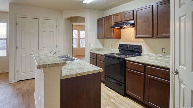 2135 Bigmouth Hook, San Antonio, TX 78224