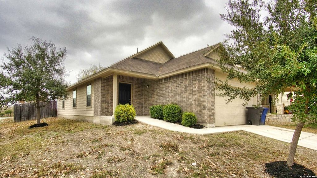 2135 Bigmouth Hook, San Antonio, TX 78224