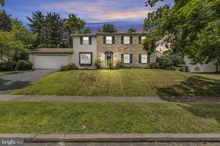 5242 DEERFIELD AVE, Mechanicsburg, PA 17050