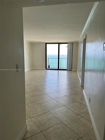 2625 Collins Avenue 1805, Miami Beach, FL 33140