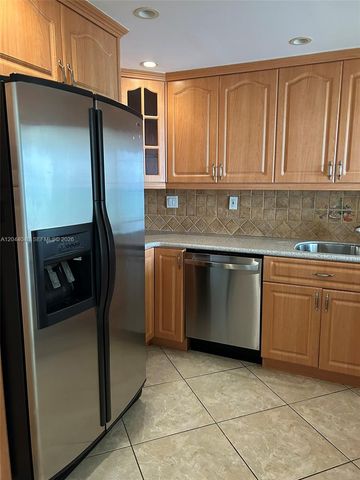2625 Collins Avenue 1805, Miami Beach, FL 33140